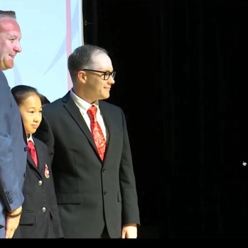 Student representative at the Year 6 junior school graduation 